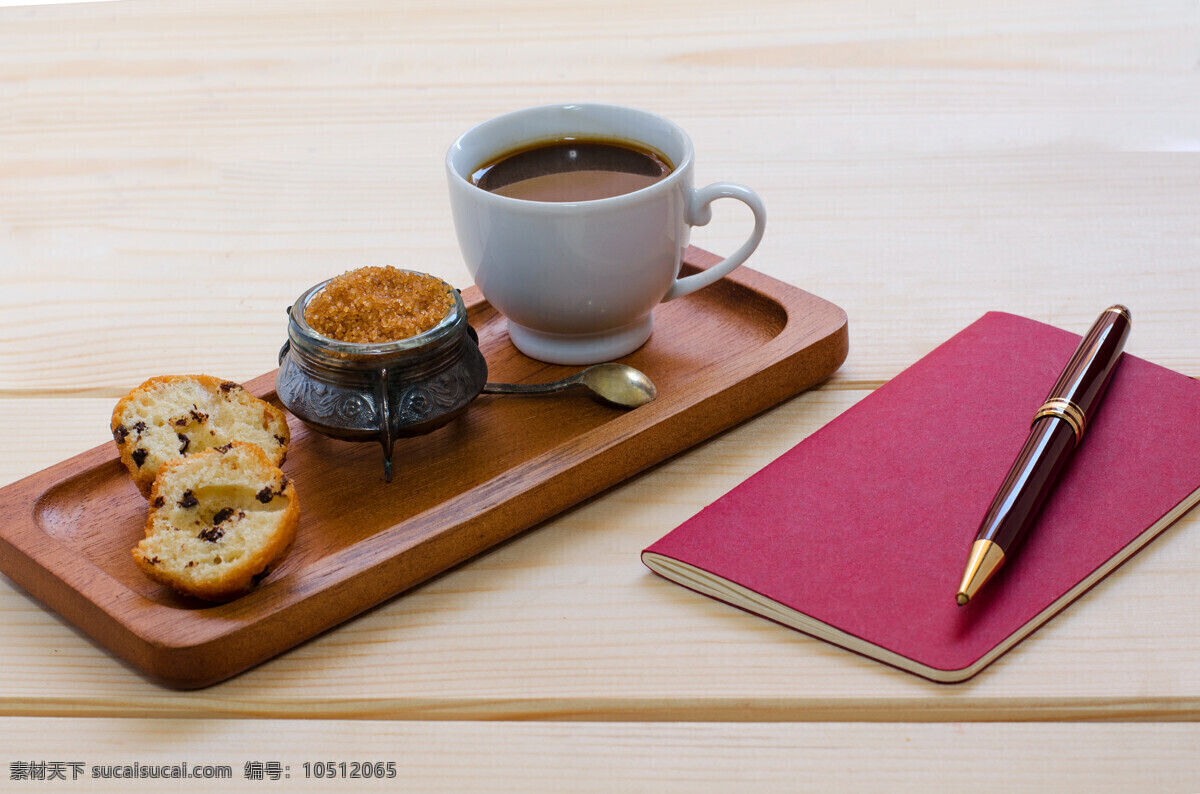 巧克力 饼干 咖啡 概念 创造性 写作 脚本 认为 想象力 激励 艺术 发明 笔 红色 笔记本电脑 松饼 纸 小 零食 甜 甜点 背景 早餐糕点 注意垫 垫 思想 餐饮美食 西餐美食