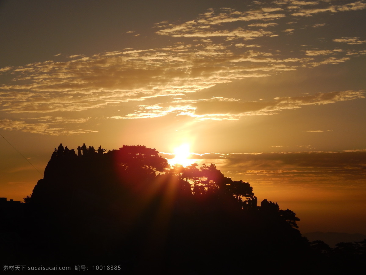 黄山日出 日出 晨光 太阳 黄山风光 黄山旅游 旅游 云海 松树 高山 风景名胜 自然景观 安徽黄山 黄山美景 黄山秋色 黄山 安徽旅游景点 黄山景色 黄山山峰 山峰