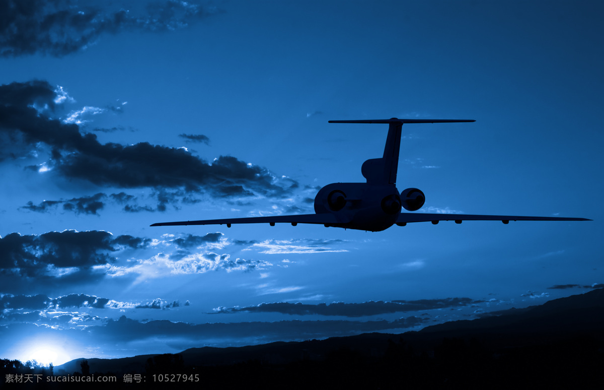 蓝天 白云 飞机 蓝天白云 客机 直升机 直升飞机 航空飞机 交通工具 飞机图片 现代科技