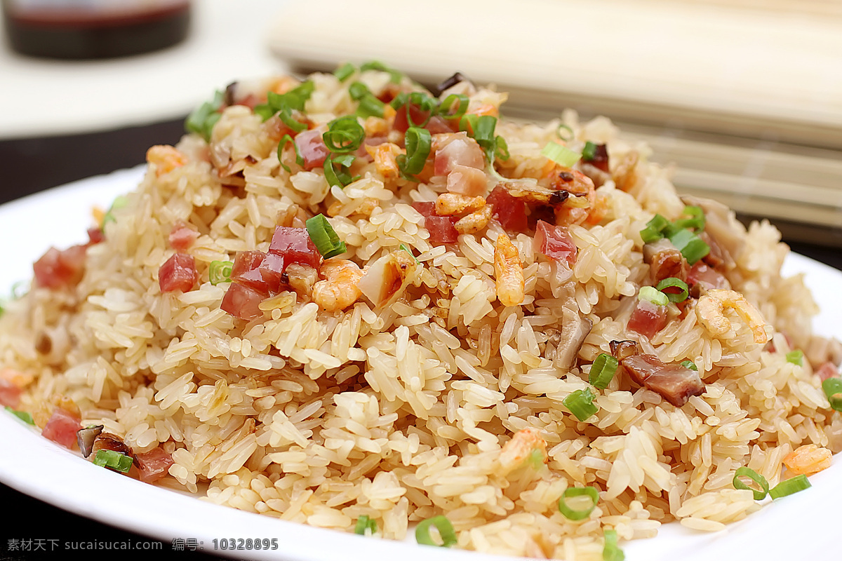 生炒糯米饭 炒饭 糯米 主食 美食 传统美食 餐饮美食