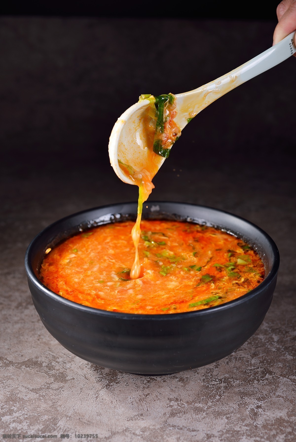茄汁面疙瘩汤 茄汁 番茄汁 番茄 疙瘩 面疙瘩 疙瘩汤 面食 酸 开胃 美味 中式美食 餐饮美食 传统美食