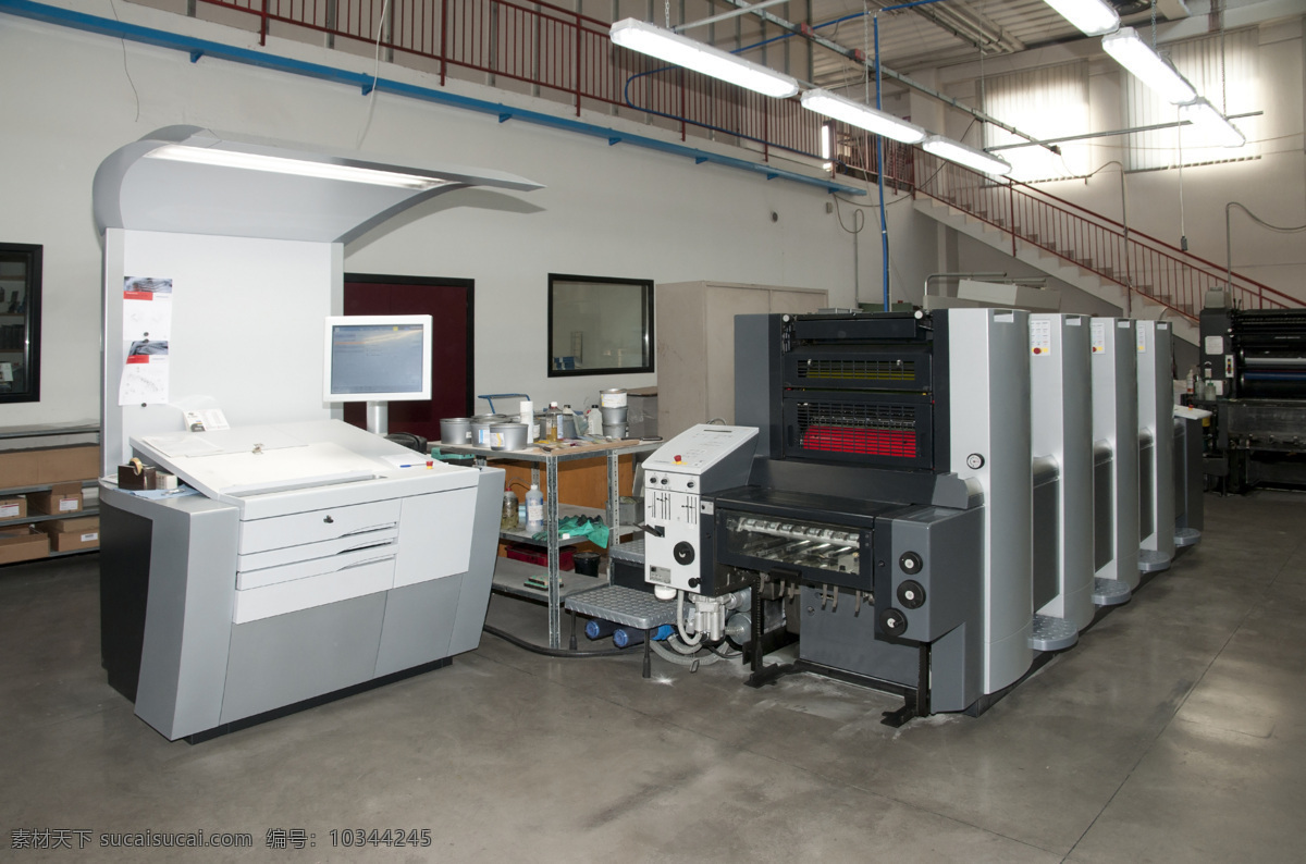 印刷厂 印刷机 彩印 彩色印刷机 胶印机 工业生产 现代科技