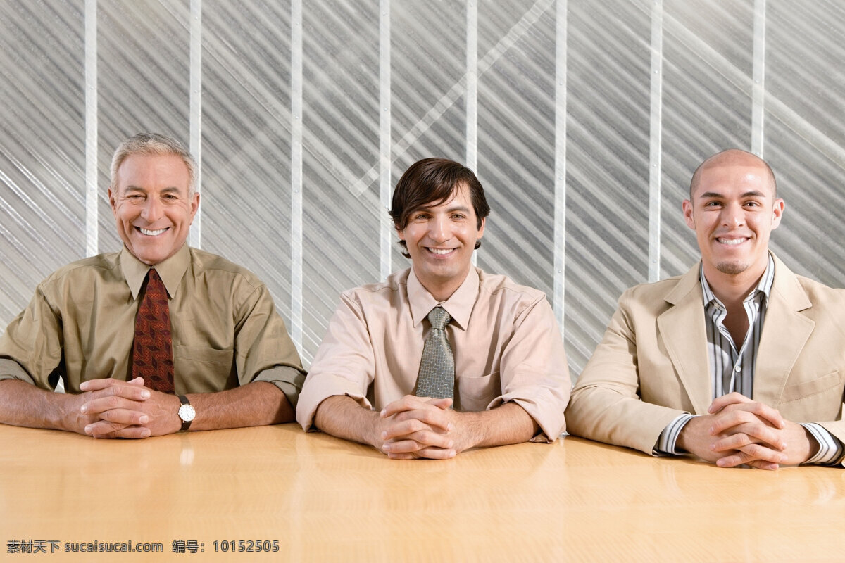 微笑 男人 商务 商业 商务人士 商业精英 白领 职业 商务素材 国外人物 人物图片