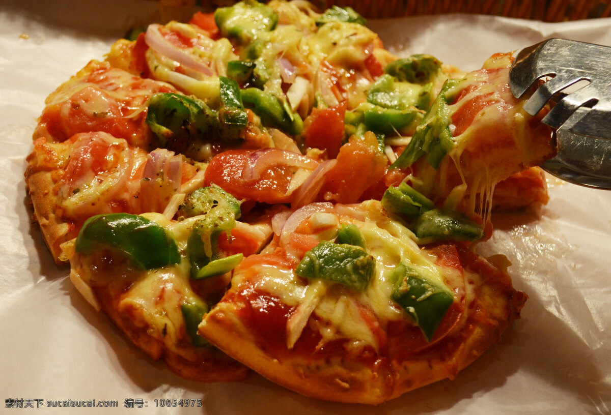 pizza 餐饮美食 火腿 披萨 蔬菜 西餐美食 芝士 风景 生活 旅游餐饮