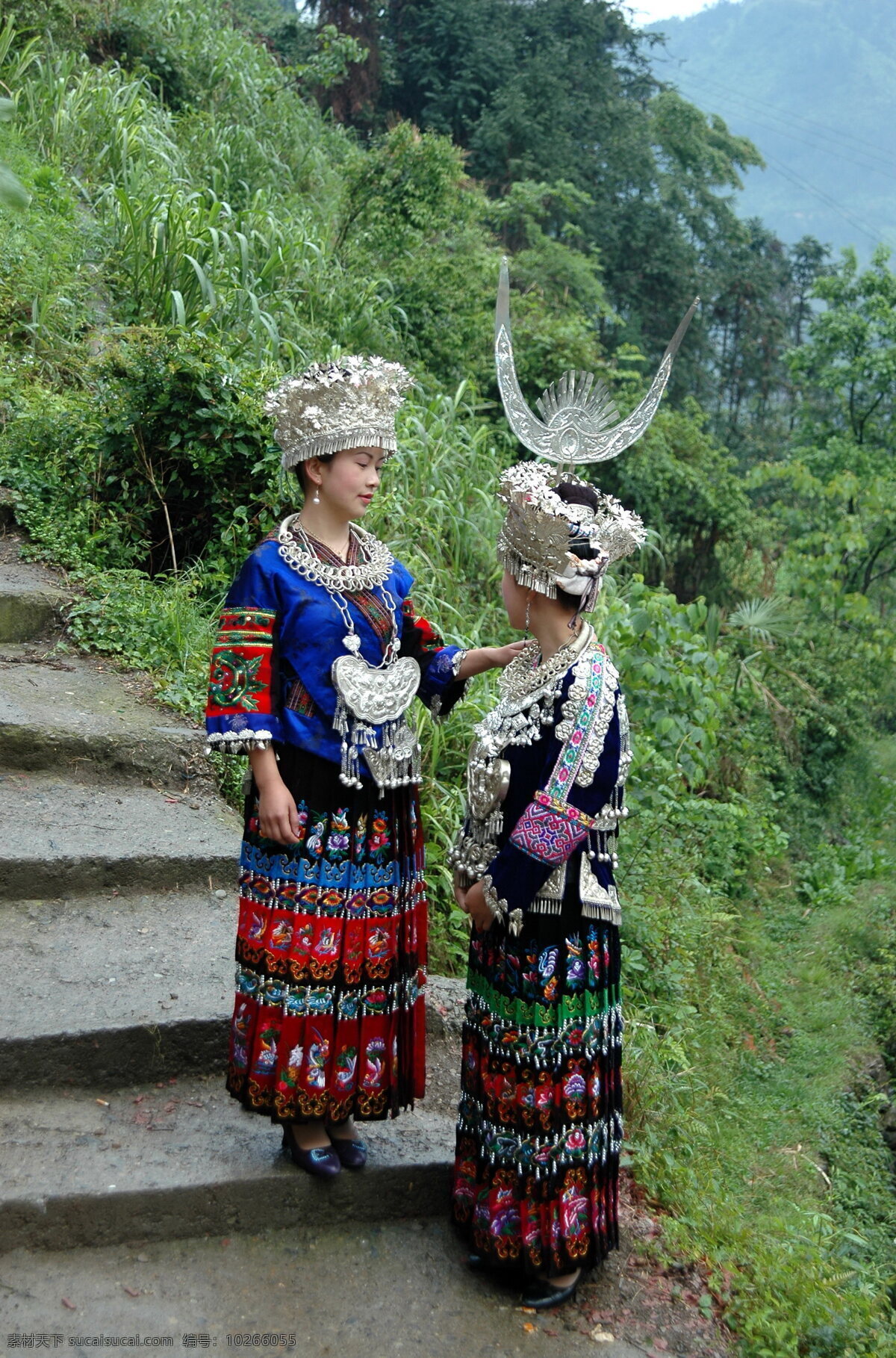 少数民族少女 少数民族服饰 苗族 美女 旅游 少女 少数民族 人物图库 女性女人 摄影图库