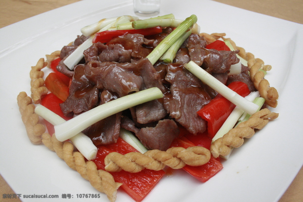 红椒 麻花 炒 羊肉片 羊肉 小肥羊 肥羊 美食 羊肉卷 餐饮 饮食 传统美食 餐饮美食