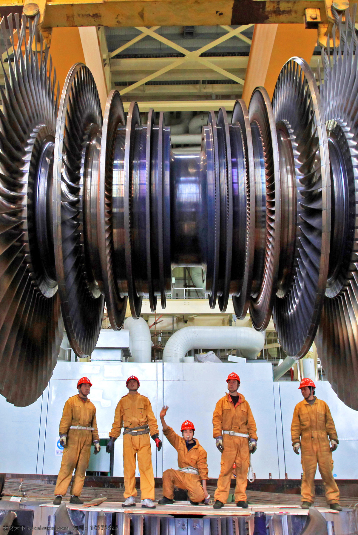 汽轮机转子 工人正在调试 检修工人 汽轮机 工人 电厂 工业生产 现代科技