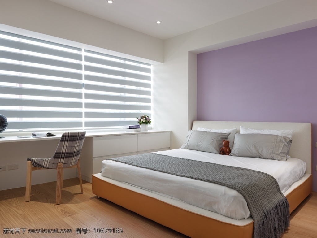 简约 卧室 窗户 装修 效果图 白色射灯 床头柜 床头紫色背景 方形吊顶 木地板 台灯 椅子