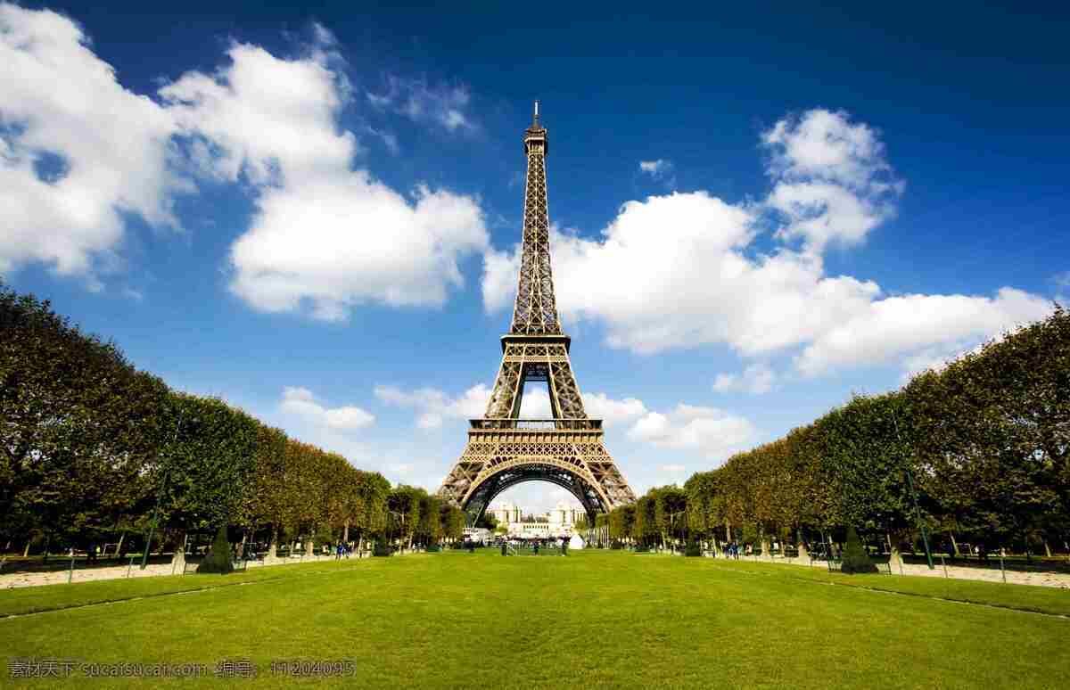 艾菲尔铁塔 艾菲尔 铁塔 法国 巴黎 巴黎铁塔 埃菲尔 埃菲尔铁塔 法国铁塔 著名建筑 法国著名建筑 法国旅游 巴黎旅游 法国巴黎 蓝天 白云蓝天 天空 草地 建筑 城市 旅游摄影 国外旅游
