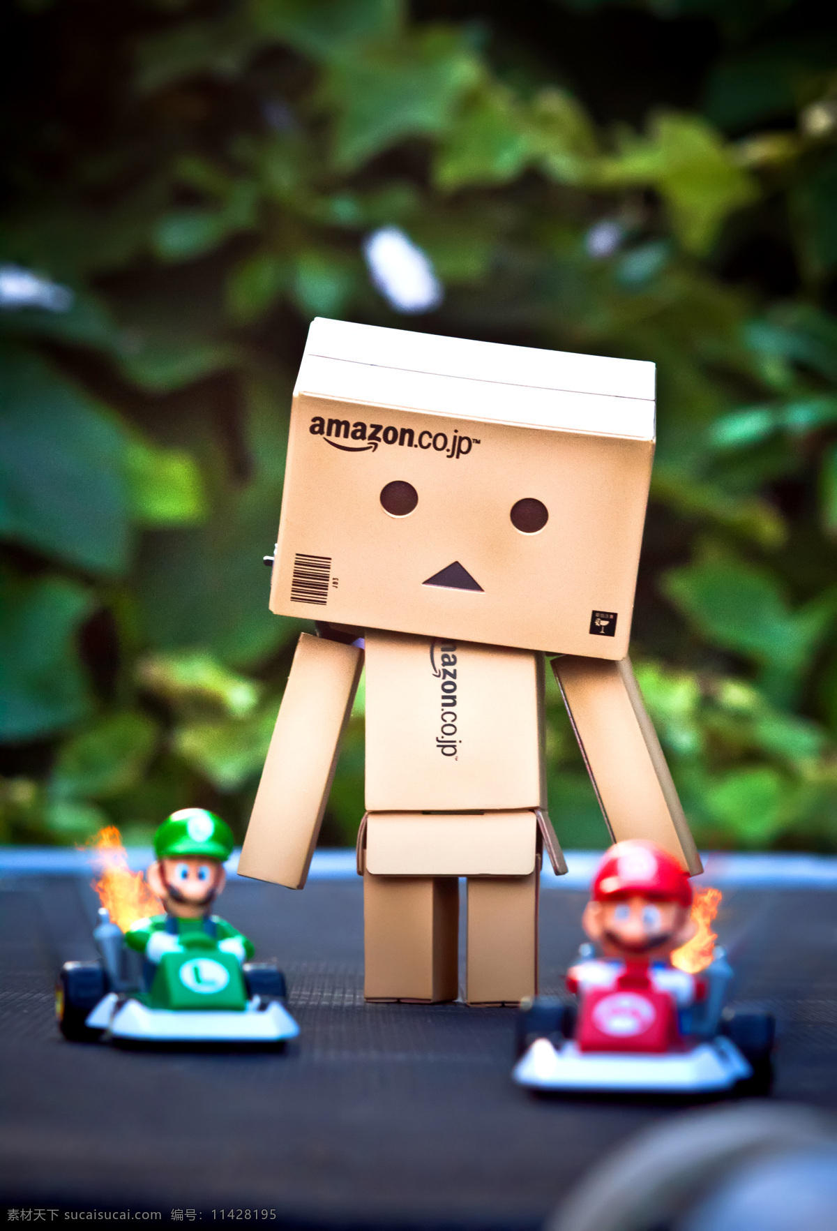 盒子人 生活百科 箱子人 纸箱人 纸箱 人 玩具人 danbo 纸箱人阿楞 箱子小人 阿楞纸箱人 纸箱人素材 psd源文件