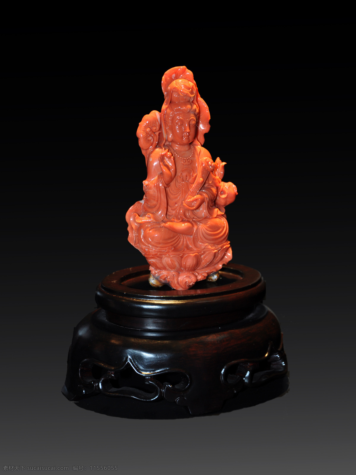 红珊瑚 观音摆件 珊瑚 翡翠 玉石 雕刻 传统 摆件 奢侈品 工艺品 收藏品 玉石古玩 传统文化 文化艺术