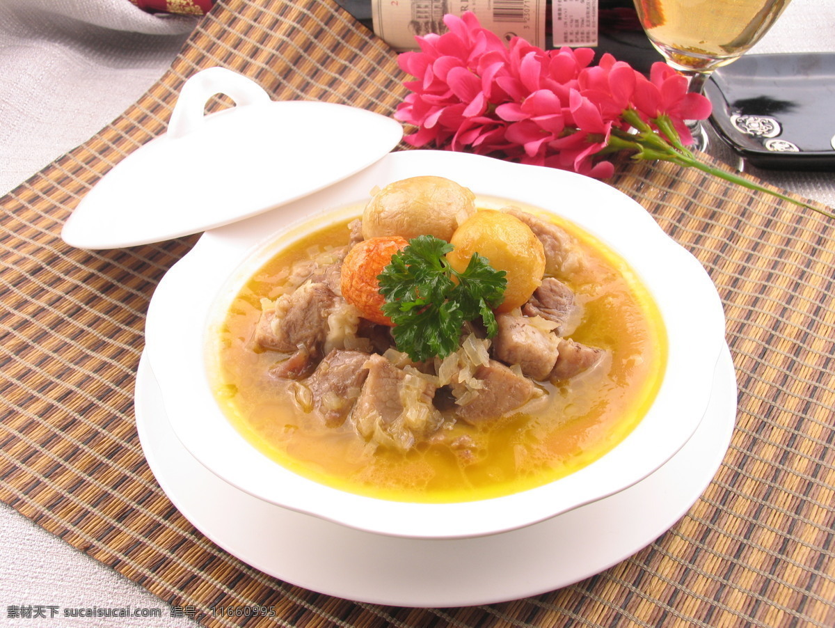 火锅 美食 餐饮美食 传统美食 摄影图库 火锅美食 面食 主食 油炸 食品 煮 制 金牌 炖 牛腩 psd源文件