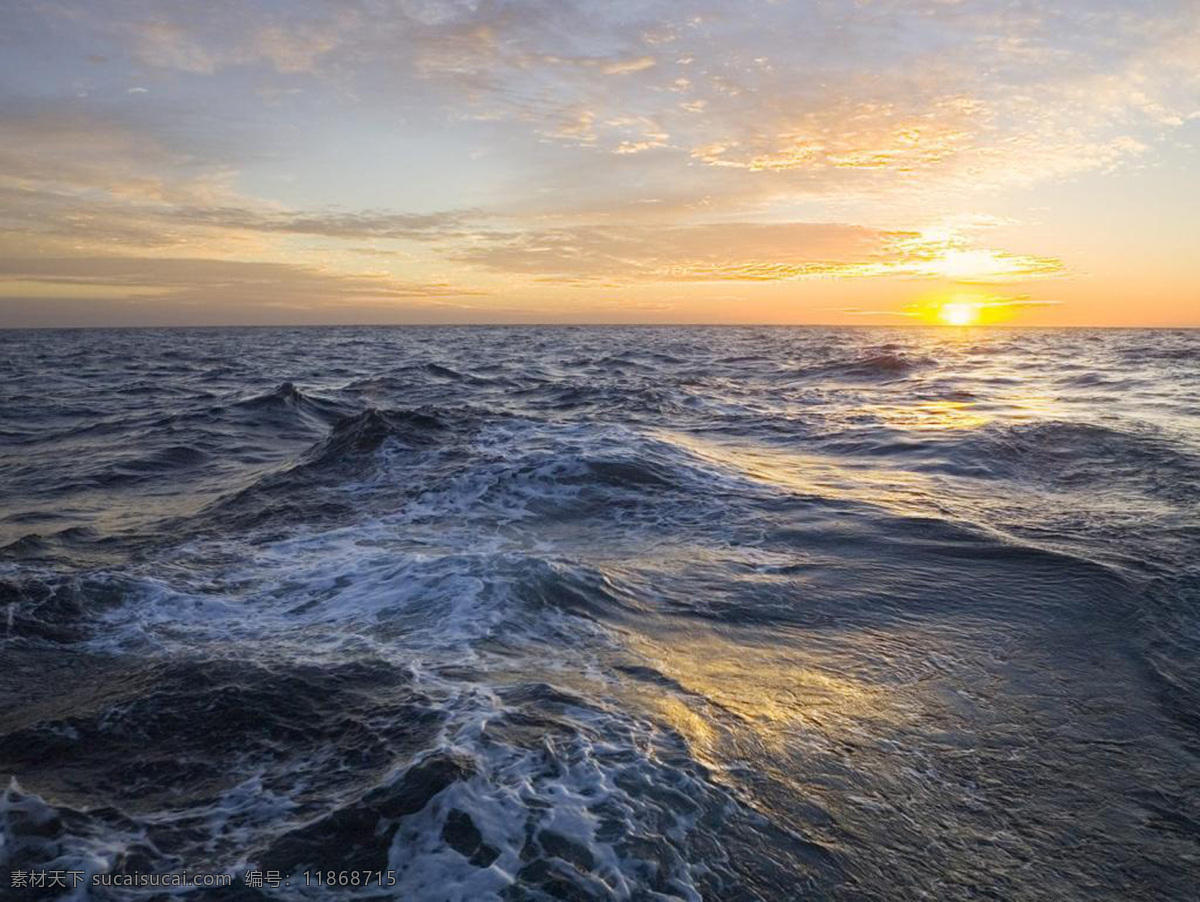海上日出 海上 海洋 风浪 朝阳 日出 红霞 蓝天 自然风景 自然景观