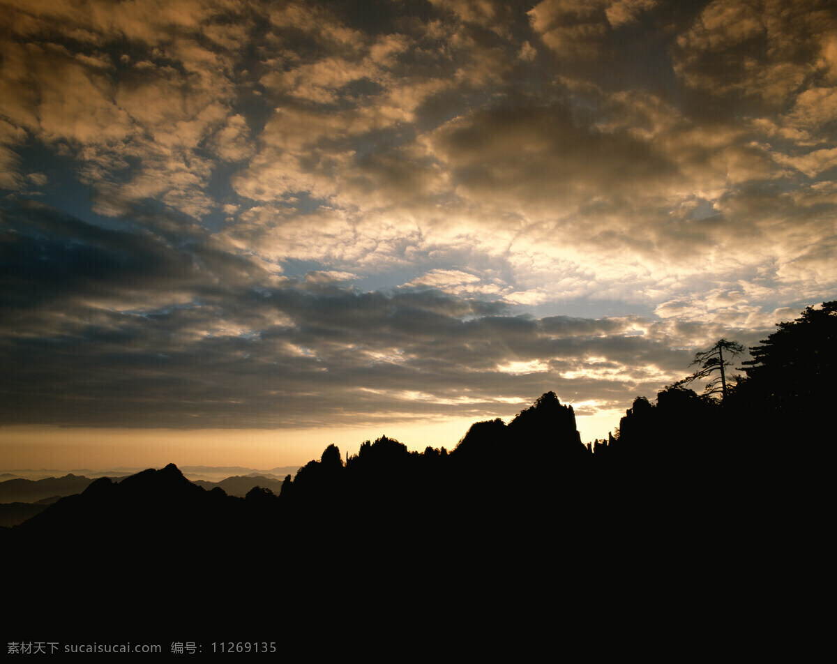 天空自然风景 设计素材 高清大图 自然风景 景观 天空 白云 山峰 自然景观 黑色