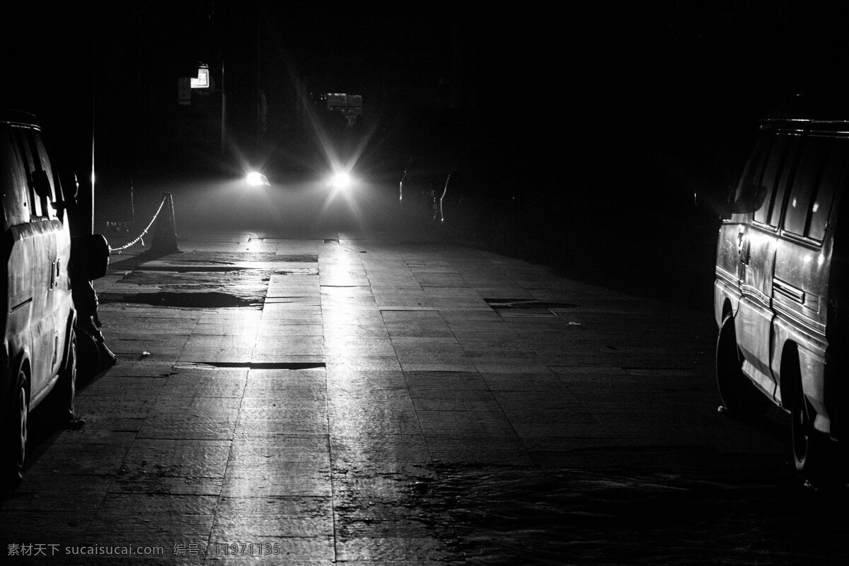 夜晚街道 夜晚 街道 光影 汽车 夜间行车 生活百科 生活素材