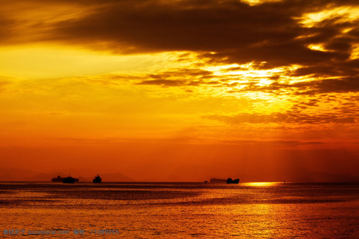 彩色 橙色 光线 海 海滩 海洋 湖景 黄昏 夕阳 日出 下大西洋 美丽 黎明 晚上 金色 天堂 太阳 日落 自然风景 自然景观 psd源文件