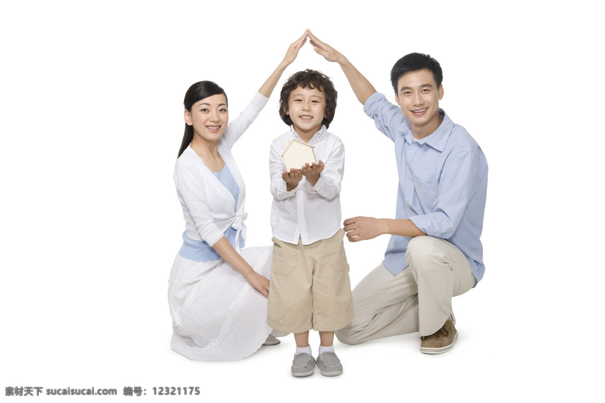 一家 换 爸爸 高清素材 孩子 简洁 科学研究 妈妈 清新 一家换 一家三口 温馨 现代科技 矢量图