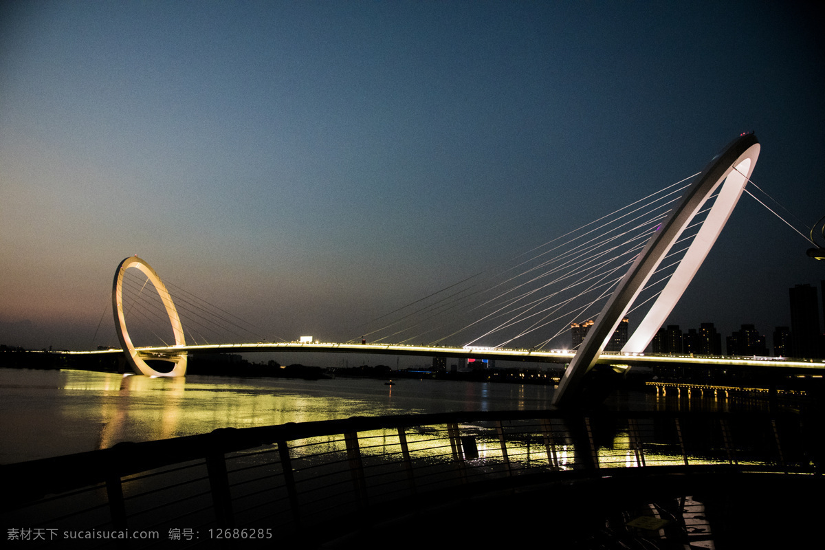 南京 眼 步行 桥 夜景 南京眼 步行桥 青奥 观光步行桥 人文景观 建筑园林 建筑摄影