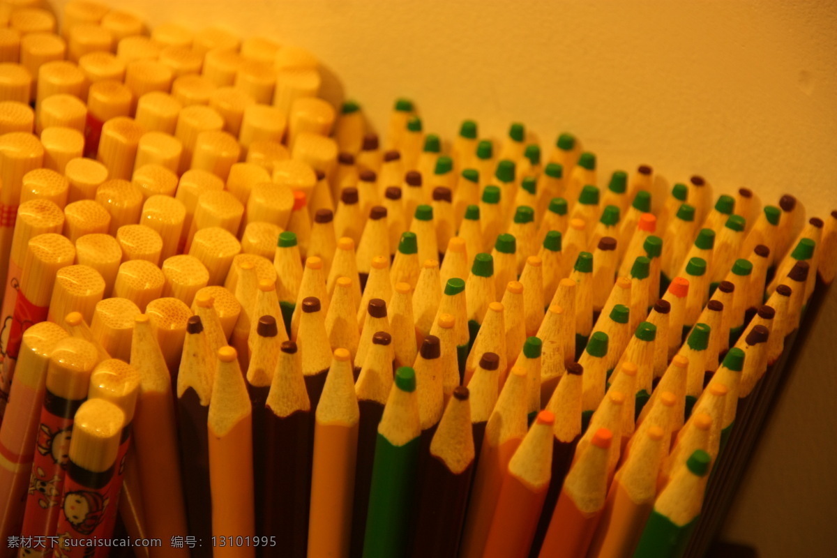 彩色 铅笔 彩色铅笔 排列 生活百科 密集 整齐 学习办公 psd源文件