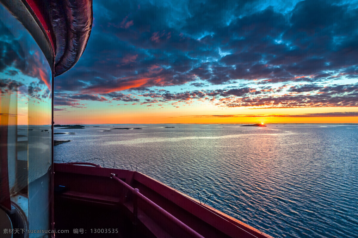 美丽 日落 风景 日落风景 海边风景 大海 轮船 自然风景 轮船图片 现代科技