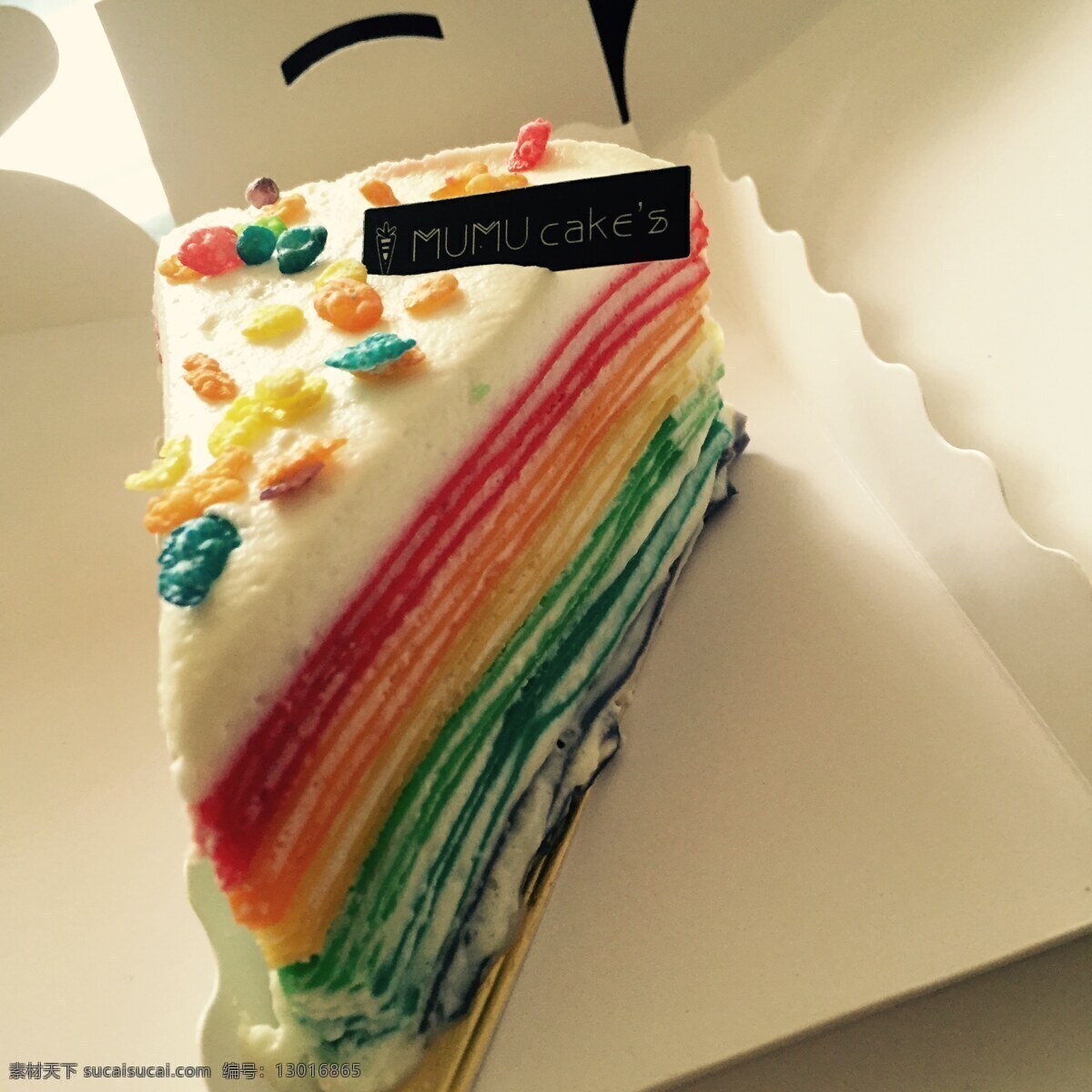 千层蛋糕 蛋糕 千层 彩虹 美食 彩虹蛋糕 餐饮美食