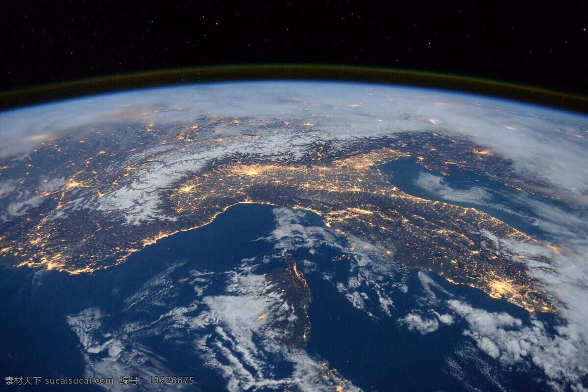 地球的俯视图 地球 俯视 大气层 臭氧层 空洞 外太空 星空 宇宙 蓝色 星光 河流 自然景观 自然风景