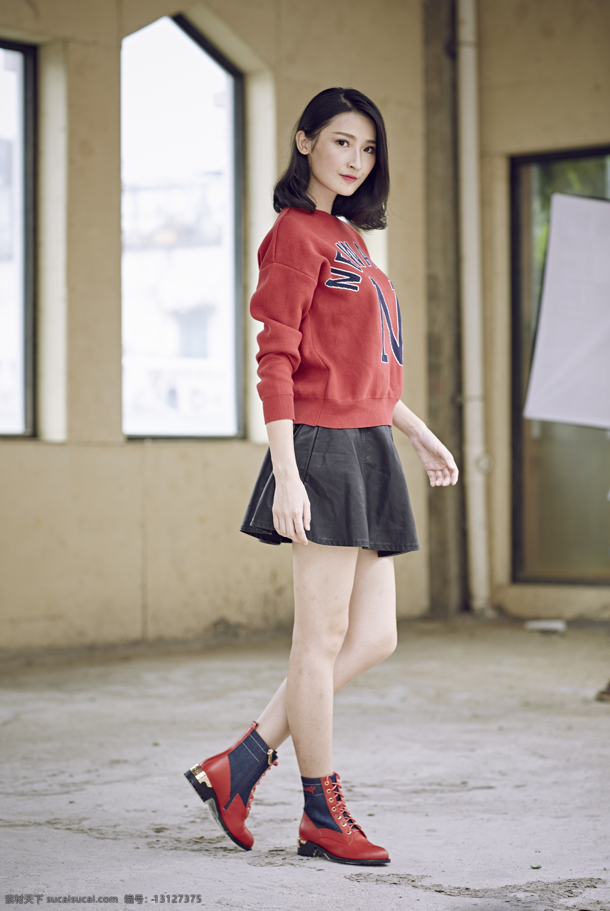 时尚 女模 拍摄 女鞋 模特大片 美女 女装 街拍 模特拍摄 模特上脚 人物摄影 人物图库