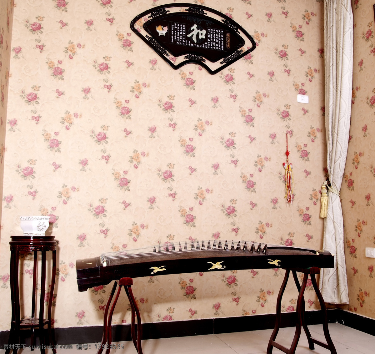古典 古香古色 古筝 建筑园林 玫瑰花纹 墙纸 摄影图库 情景式 室内摄影 家居装饰素材 壁纸墙画壁纸