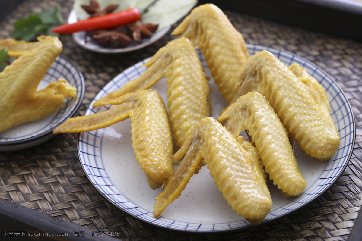 盐焗鸡翅 鸡翅 焗鸡翅 鸡中翅 卤鸡翅 盐焗鸡 盐焗鸡中翅 鸡爪掌亦 餐饮美食 传统美食