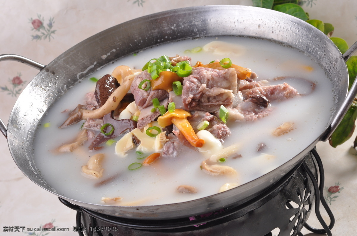 锅仔排骨 砂锅排骨 酸菜排骨 酸菜烩排骨 山药排骨汤 砂锅羊肉 酸菜炖排骨 山药排骨 羊排骨 排骨汤 焖排骨 羊排 煲仔菜 蒸排骨 锅仔 餐饮美食 传统美食