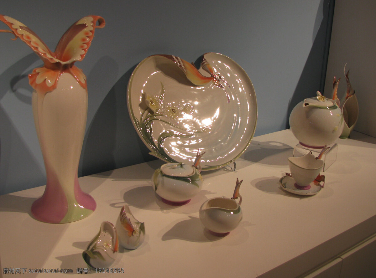 陶瓷 陶瓷艺术品 文化艺术 精美艺术品 陶瓷展览 台湾名品 装饰素材 展示设计