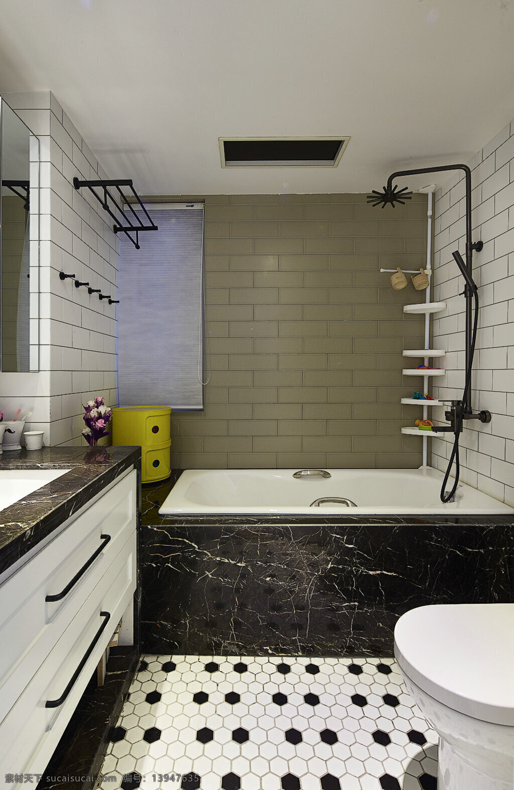 现代 时尚 卫生间 土褐色 背景 墙 室内装修 效果图 瓷砖背景墙 黑色洗手台 黑色浴缸 卫生间装修