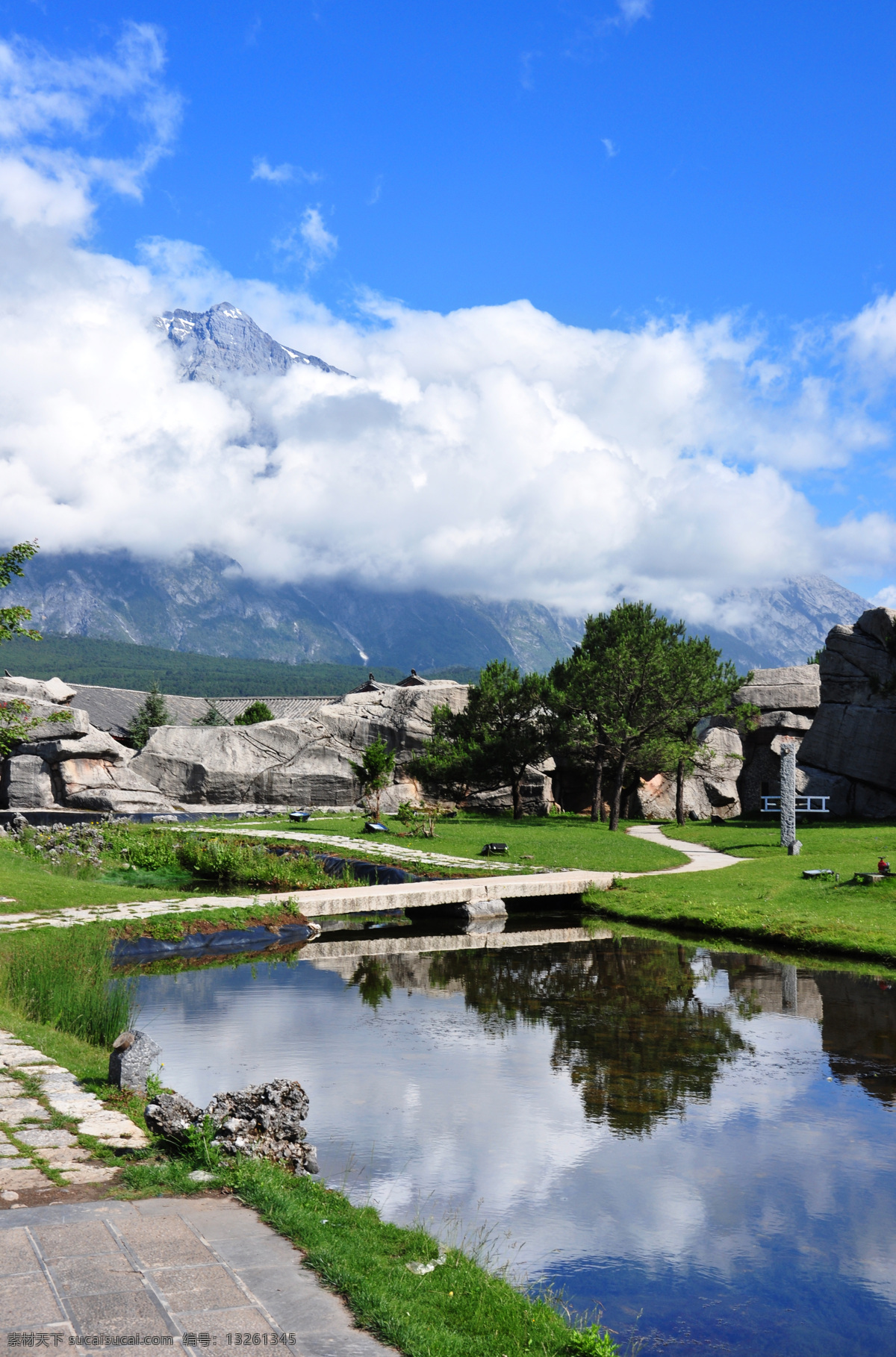 城市 公园 小溪 风景 天空 蓝天白云 度假 美景 自然景观 自然风景 旅游摄影 旅游 草地 假山 雪山 蓝色