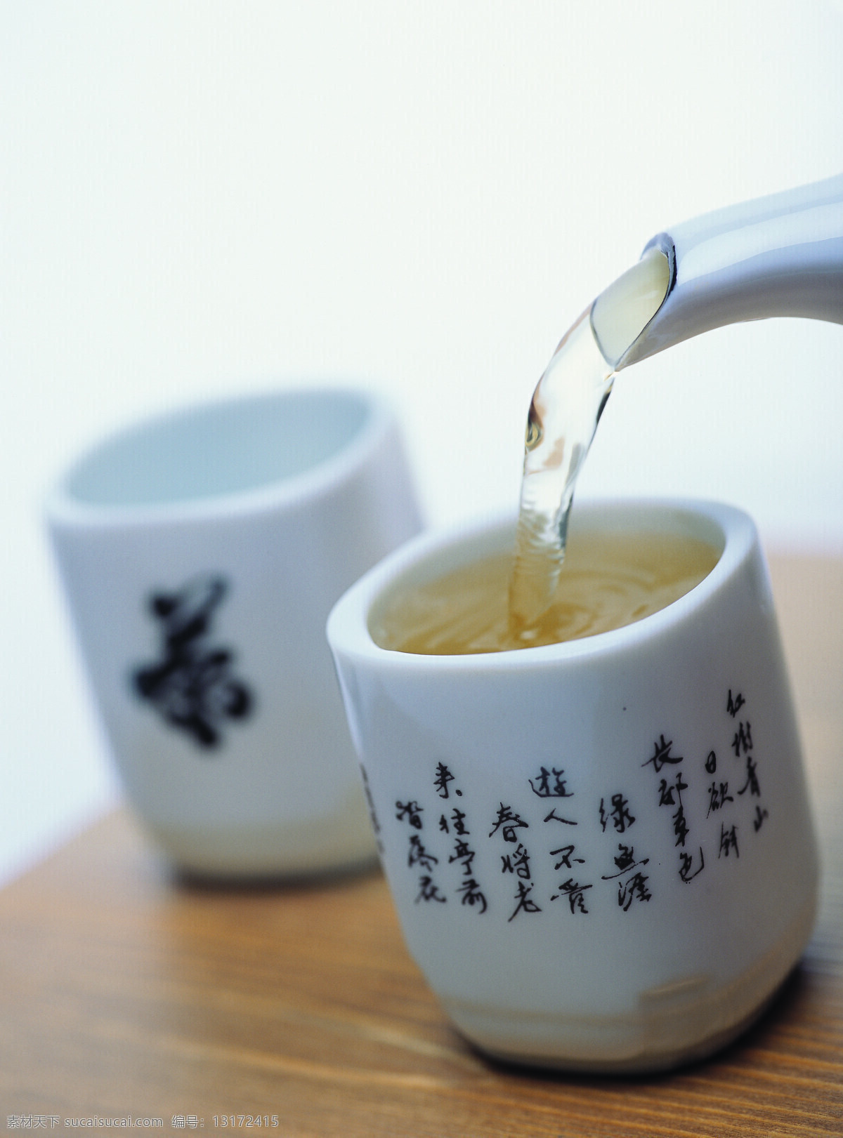 花茶 成 双 餐饮美食 茶 茶杯 茶水 饮料酒水 花茶成双 茶壶嘴 诗篇 木纹桌面 psd源文件 餐饮素材
