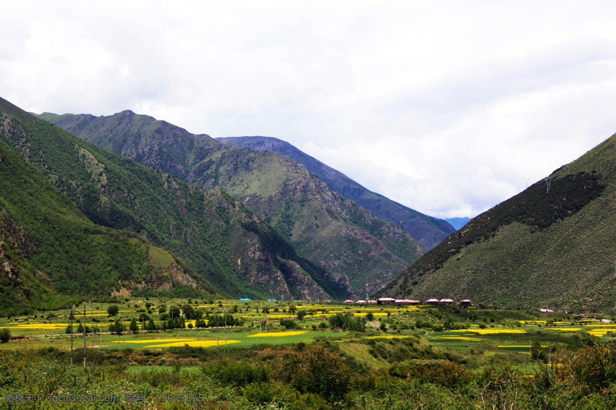 旅游景区 背景 高山 乡村 田园 自然风光 景观 景区 休闲 旅游 自然风景 自然景观 白色