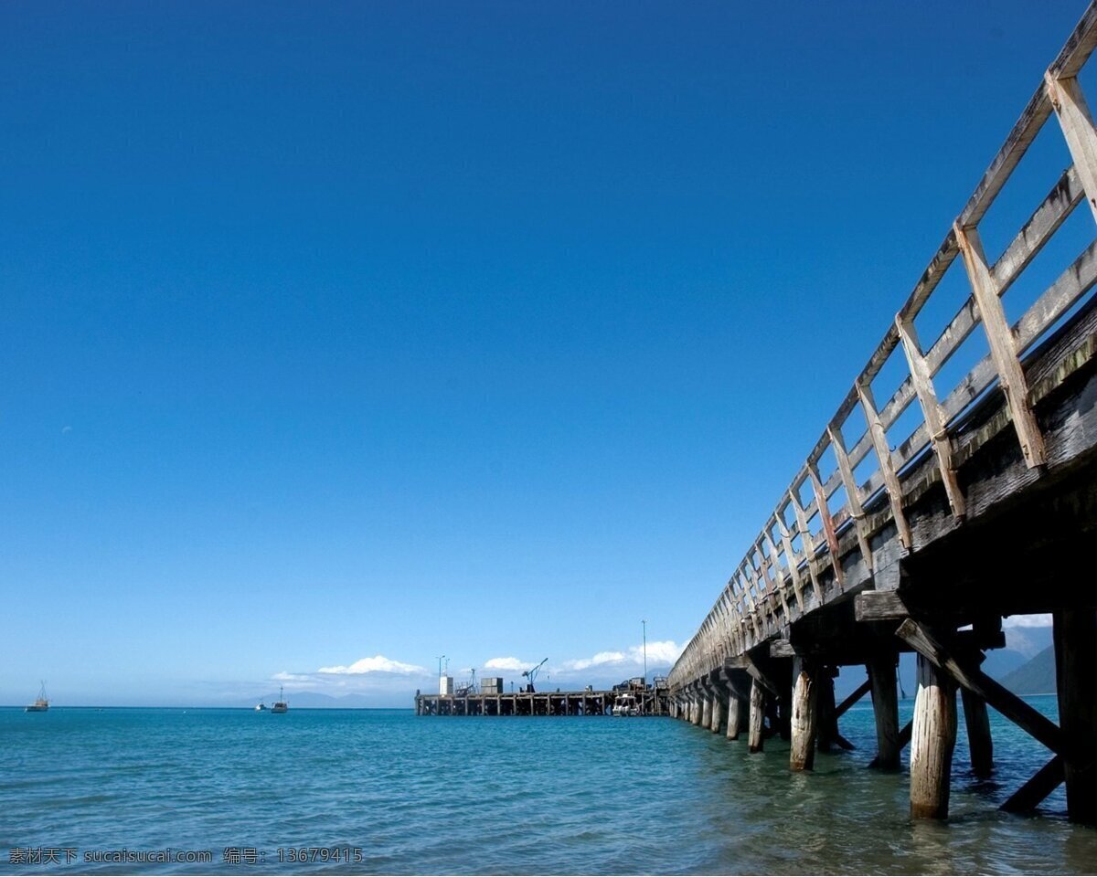 蓝天 大海 船只 海景 海水 蓝天大海 桥梁 自然风景 油田 自然景观 风景 生活 旅游餐饮