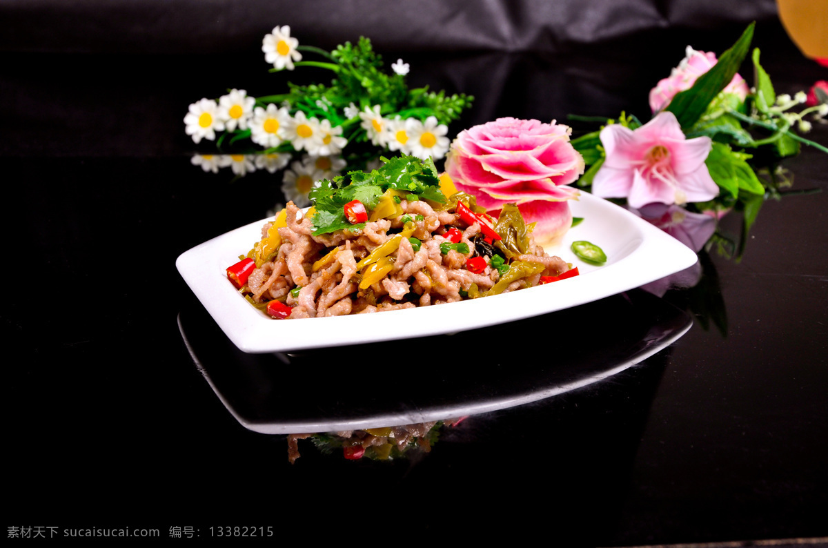 水腌菜拌肉丝 腌菜炒肉丝 美食摄影 传统美食 餐饮美食