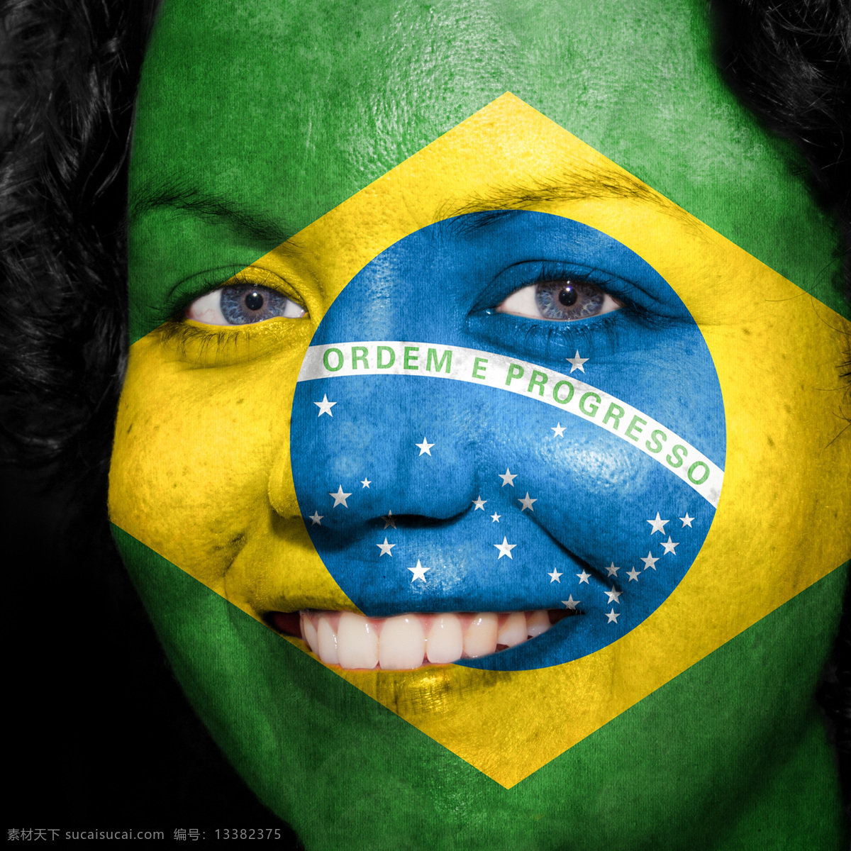 脸上 画 世界杯 标志 女人 足球 巴西 涂鸦 体育运动 生活百科 黑色