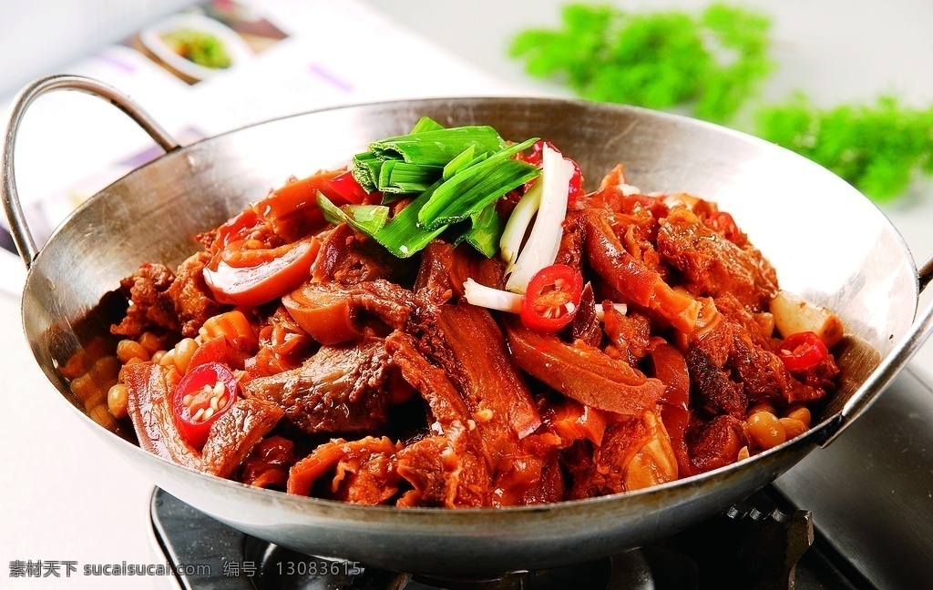 干锅图片 餐饮 美食 拼盘 肉丝 餐具 创意美食图片 传统美食 餐饮美食 共享 分 大全