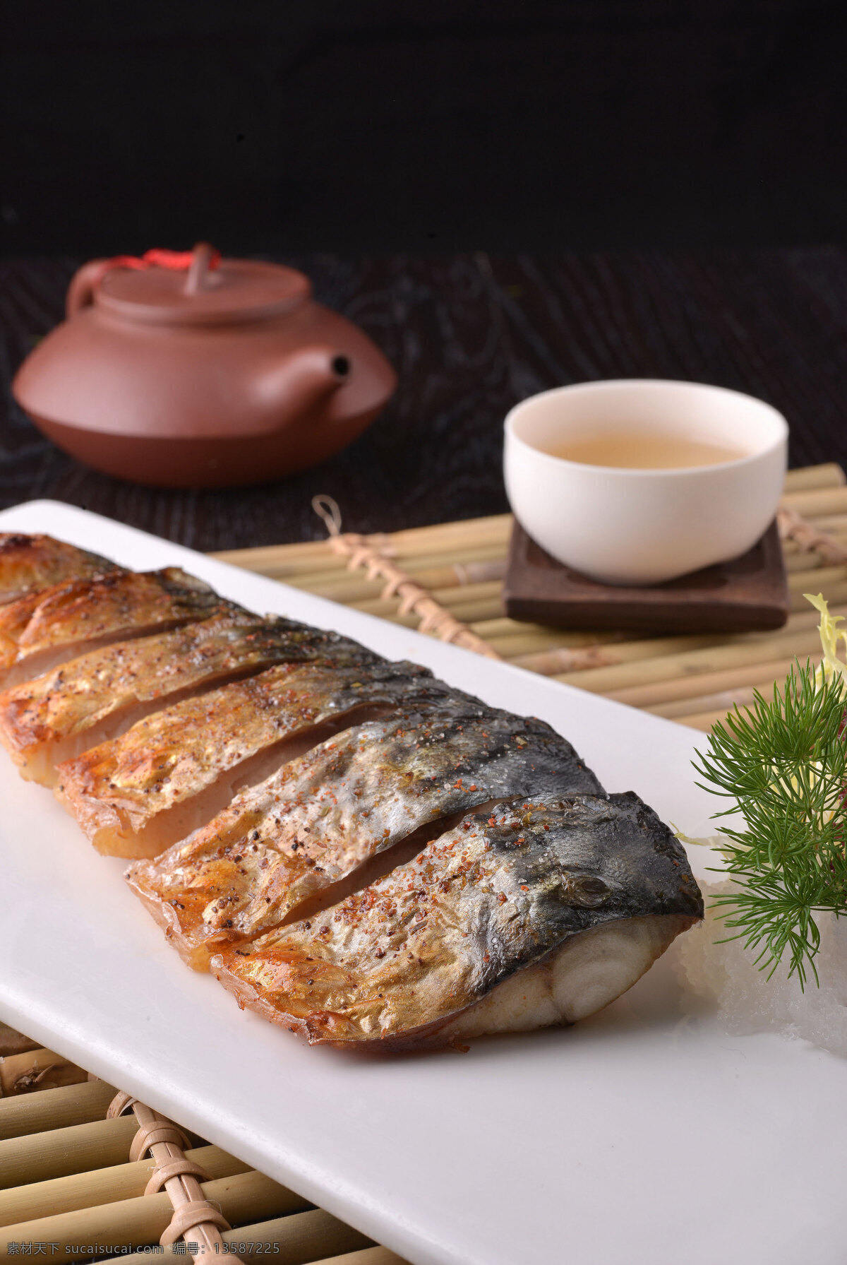 盐烧青鱼 盐烧青花鱼 盐烧 香鱼 青鱼 刺身 高清菜谱用图 餐饮美食 传统美食