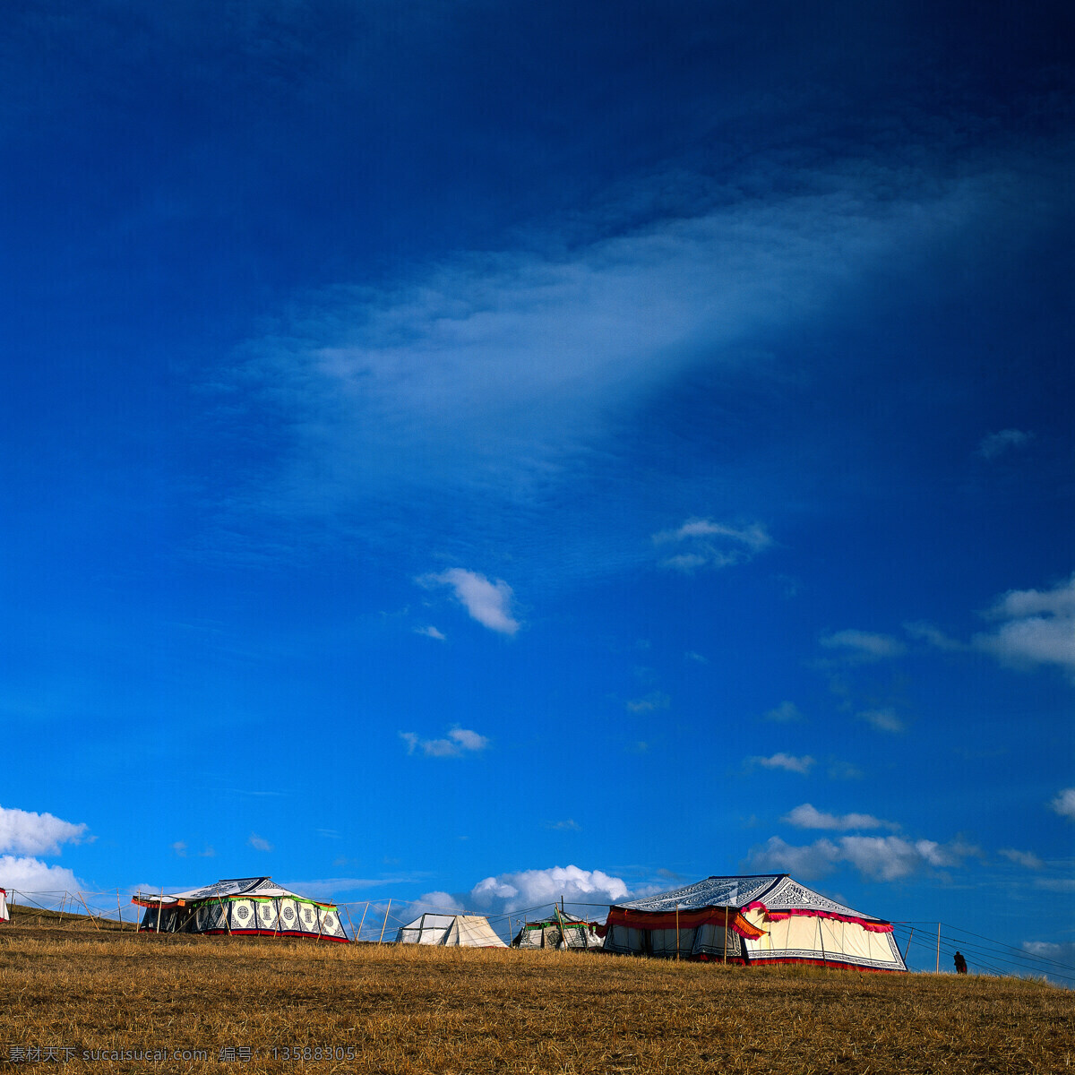 草原 风景摄影 大自然 自然风景 美丽风景 美景 景色 旅游景区 旅游风景 旅游奇观 蒙古包 蓝天白云 草原图片 风景图片