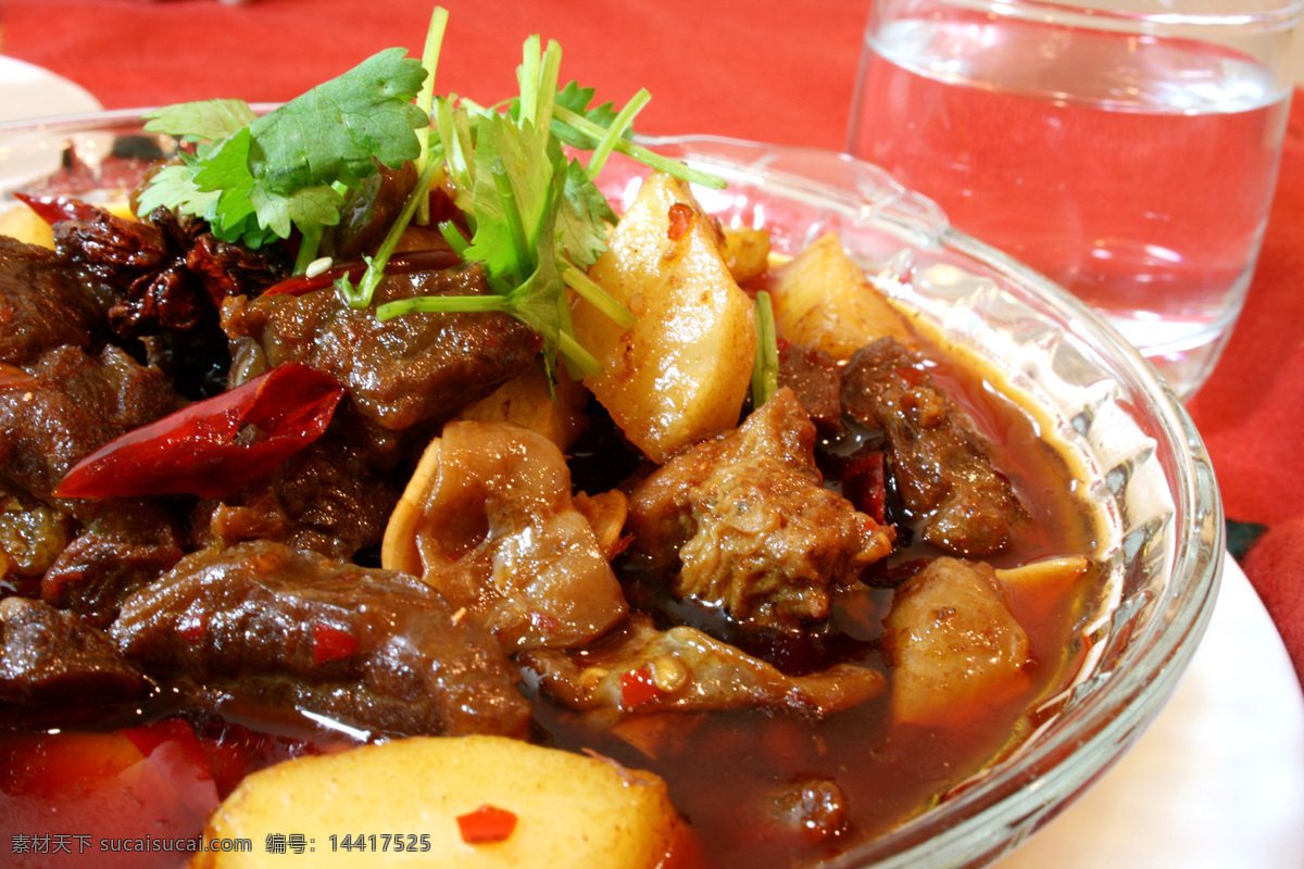 土豆烧牛肉 餐饮美食 传统美食 摄影图库