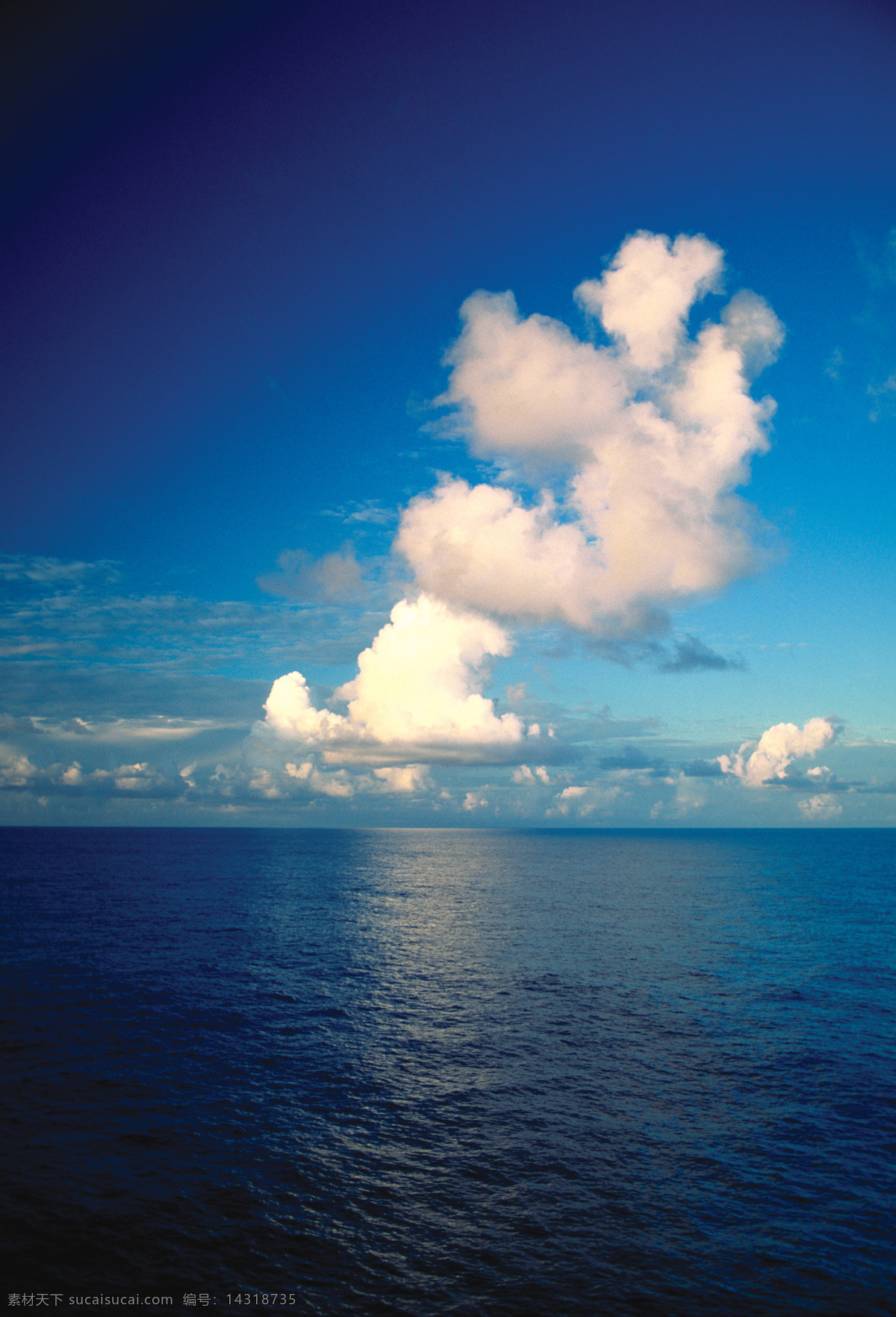 高清 唯美 海上 落日 傍晚 夕阳 晚霞 海面 美景 海洋 蓝天白云 风景图片 摄影图片 天空图片