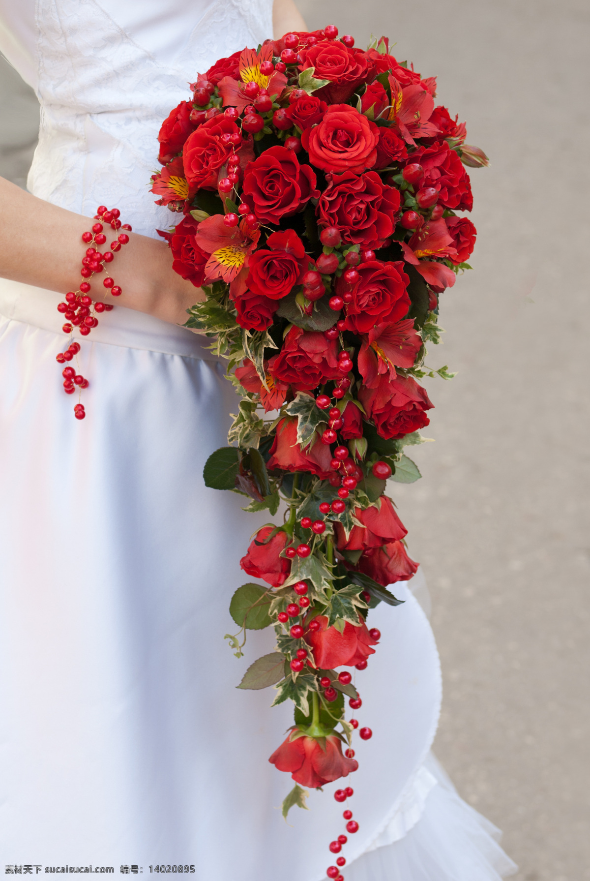 手捧花 花球 结婚 幸福 玫瑰 婚礼 新娘 捧花 红玫瑰 花束 玫瑰花束 生活素材摄影 生活素材 生活百科