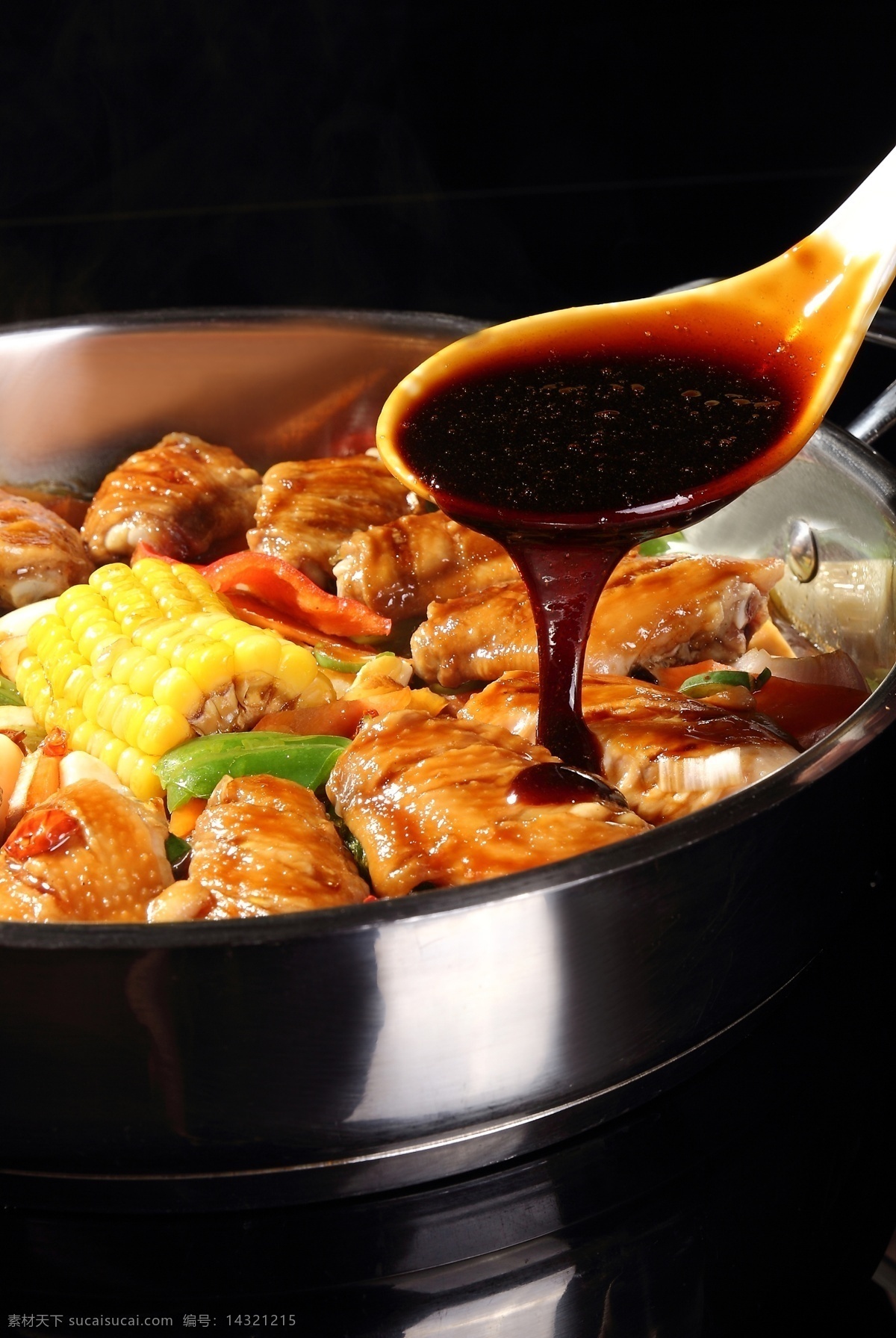 鸡翅焖锅 鸡翅 鸡翅锅 焖锅 焖锅菜品 餐饮美食 美食 传统美食