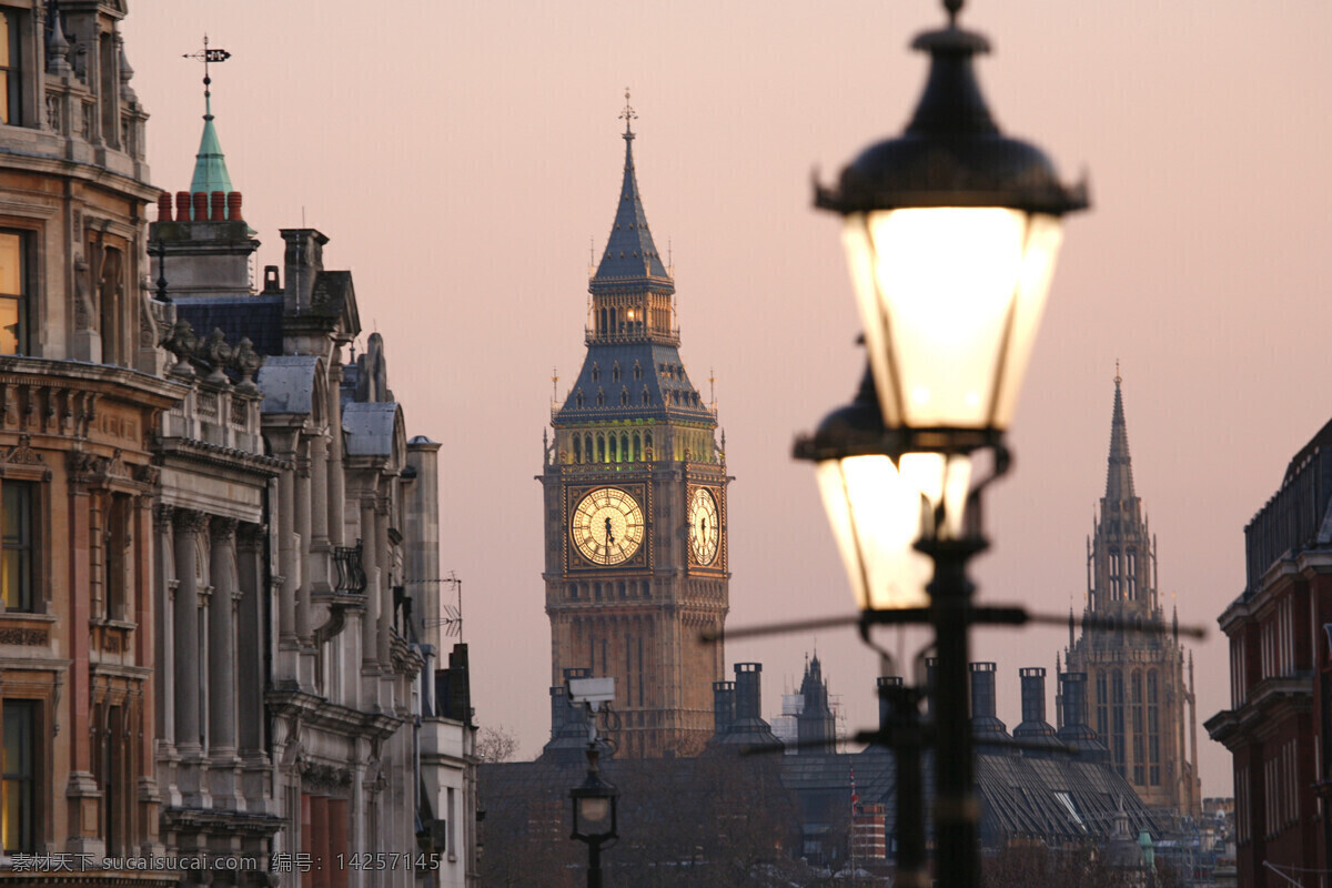 伦敦塔与路灯 伦敦风景 城市风景 美丽城市摄影 路灯 城市风光 环境家居 黑色