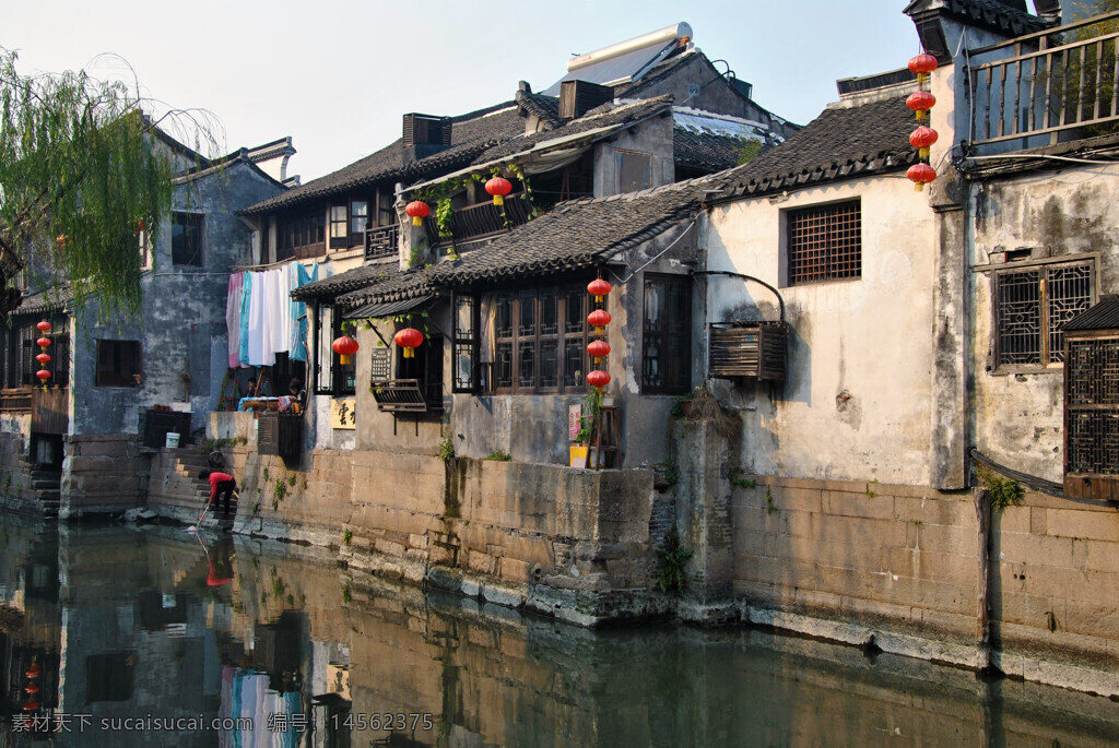 西塘有一说：春秋的水 隋唐的镇 明清的房子 现代的人。
