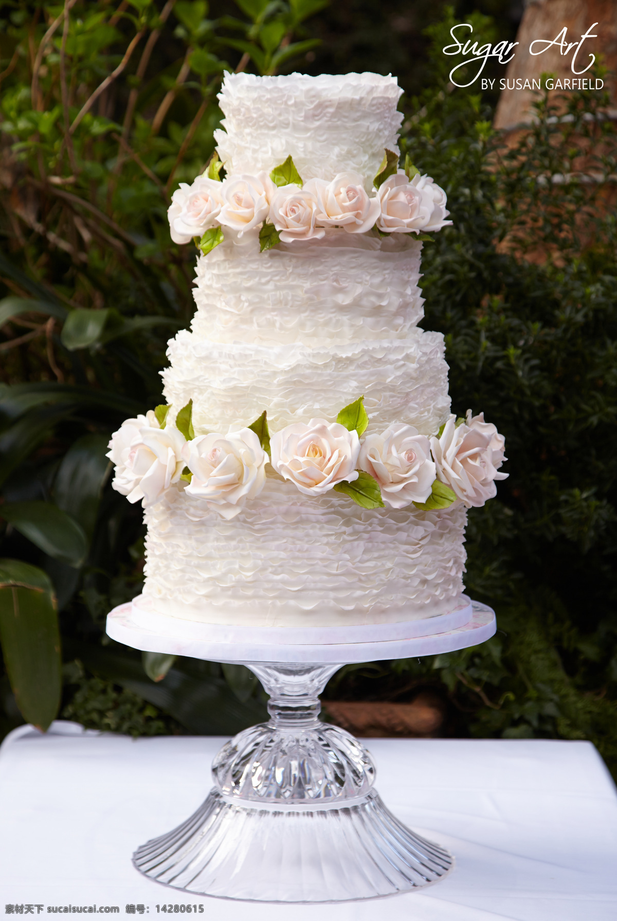 蛋糕 奶油蛋糕 三层蛋糕 创意蛋糕 造型蛋糕 梦幻蛋糕 婚礼蛋糕 玫瑰蛋糕 美食 精致 经典 西餐美食 餐饮美食